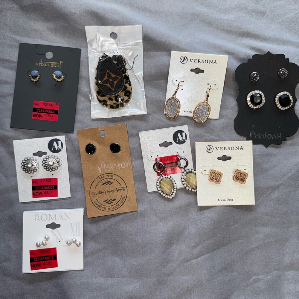 New earring lot